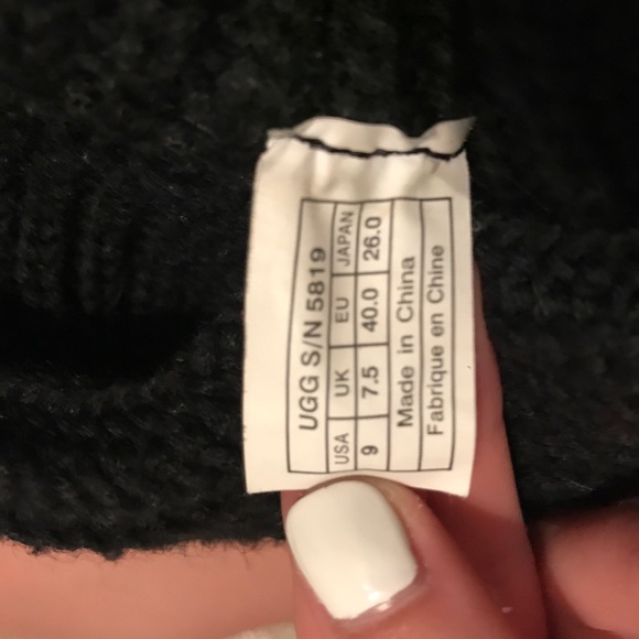 Black Knit Ugg Boots - Picture 4 of 4